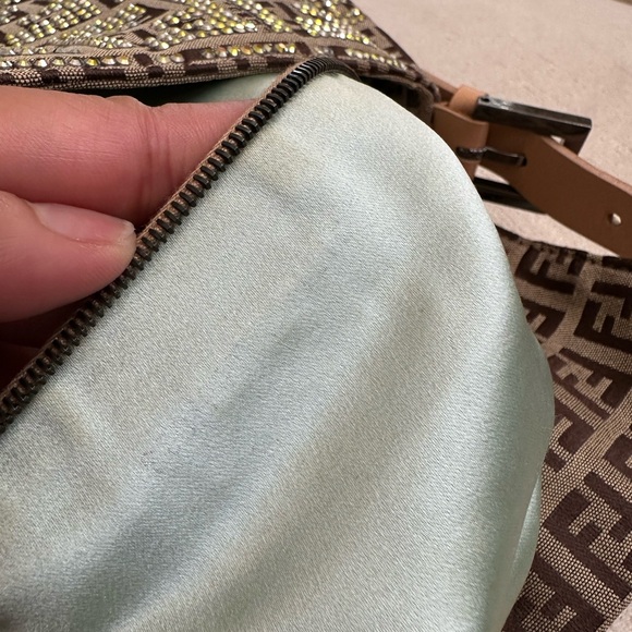 Fendi Baguette Crystal Brown FF - Picture 13 of 16